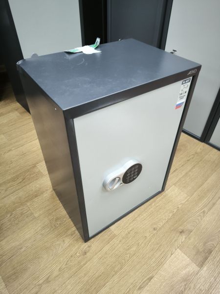 Шкаф бухгалтерский SL-65T EL (№042) новый с повреждением